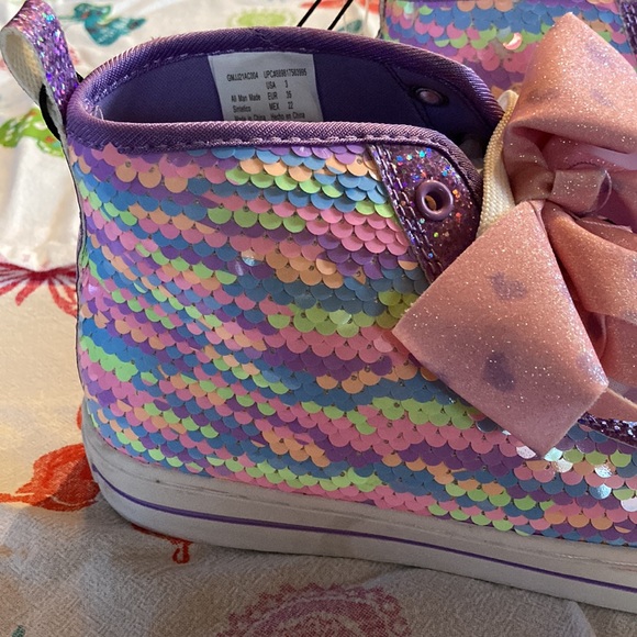 NWT - JoJo Siwa High Top Sneakers (Size 3) - Picture 2 of 5